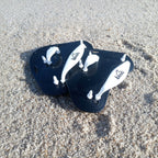 luwa black and white swim paddles with adjustable straps for training and technique improvement