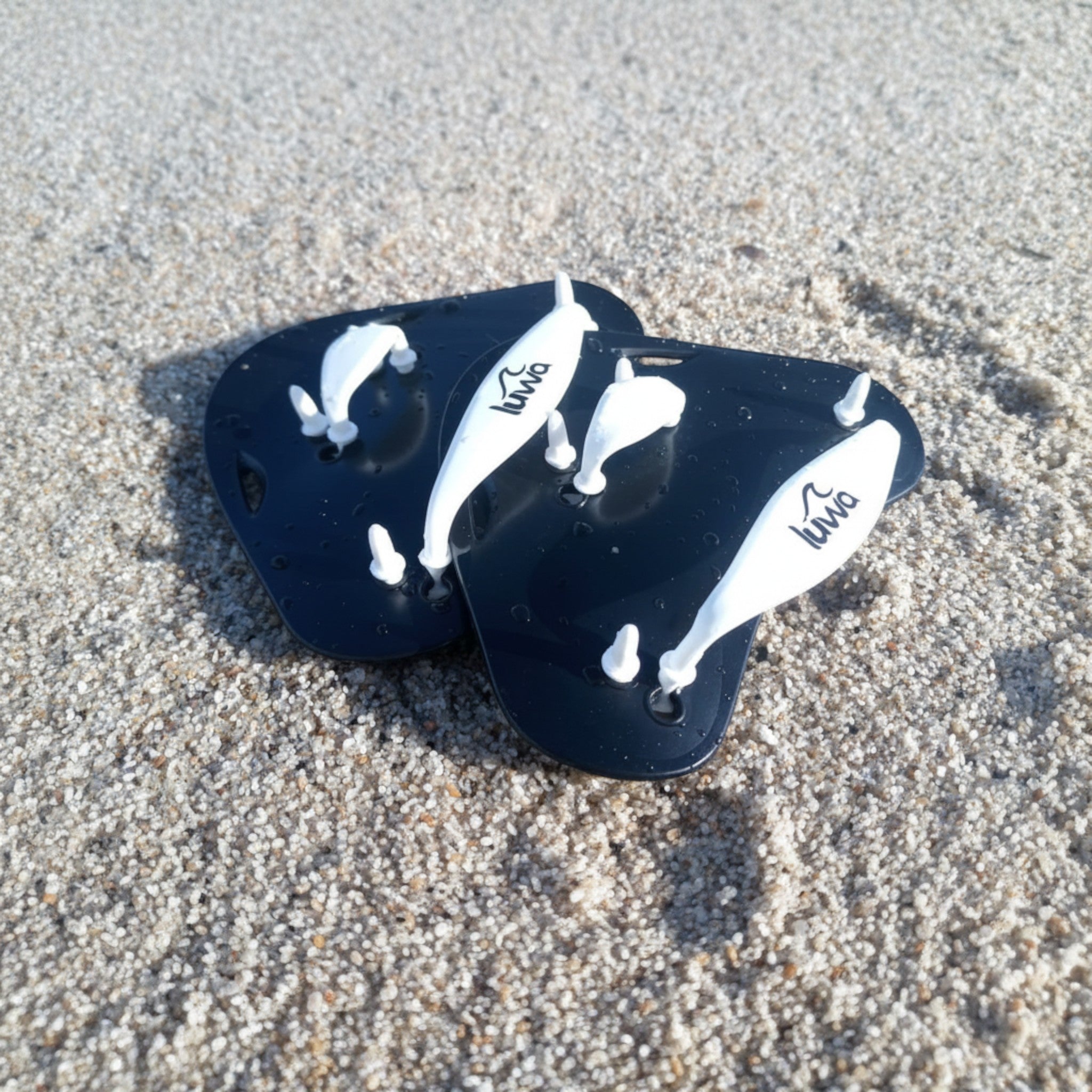 luwa black and white swim paddles with adjustable straps for training and technique improvement